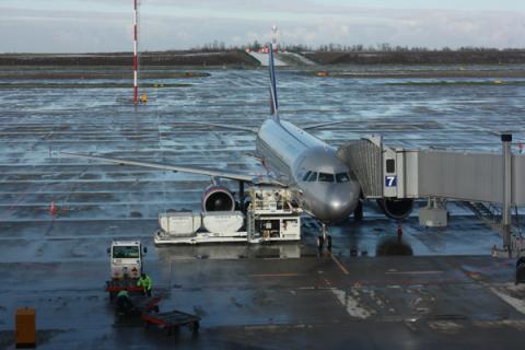 Гендиректор УК «Аэропорты регионов»: высокие тарифы Платова не скажутся на цене билетов