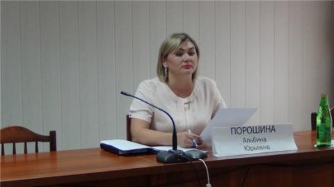 Замглавы администрации Зверева подозревают в получении взятки в два миллиона рублей