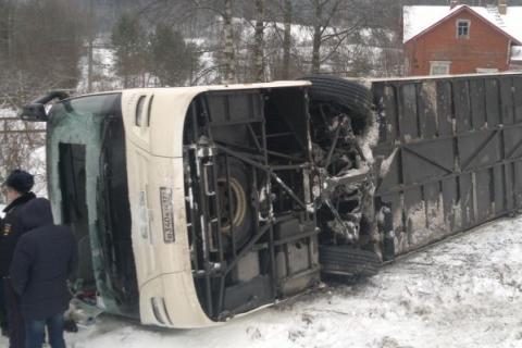 На М4 «Дон» перевернулся пассажирский автобус, ехавший в Ростов