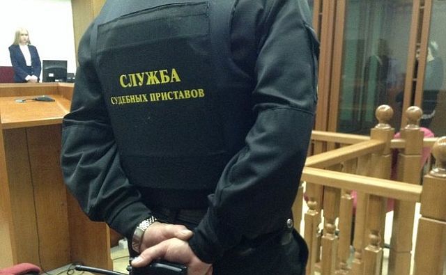 Экс начальника службы судебных приставов Ростовской области будут судить за вымогательство взятки