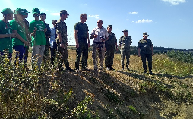 В Ростовской области к раскопкам уничтоженного во время войны хутора присоединились военные