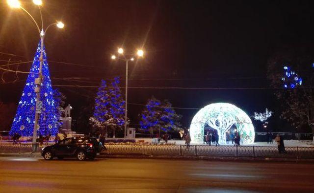 На украшение Ростова к Новому Году потратят в пять раз больше, чем годом ранее