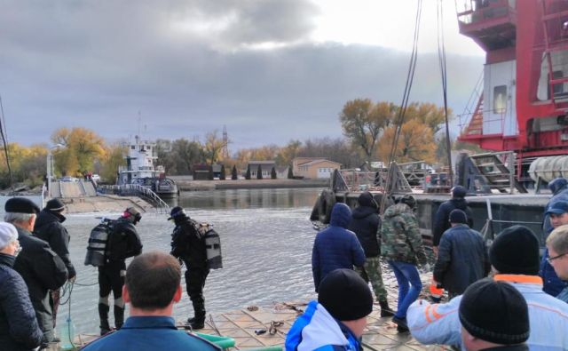 В Ростове начали ремонт моста на Зелёный остров