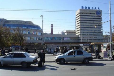 Для пассажиров представили два автобусных маршрута из Ростова в Платов и обратно
