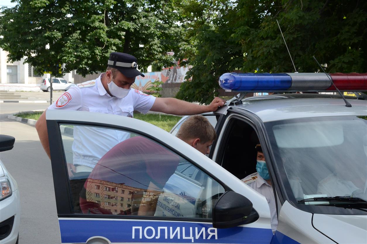 В Белокалитвинском районе проверяют водителей