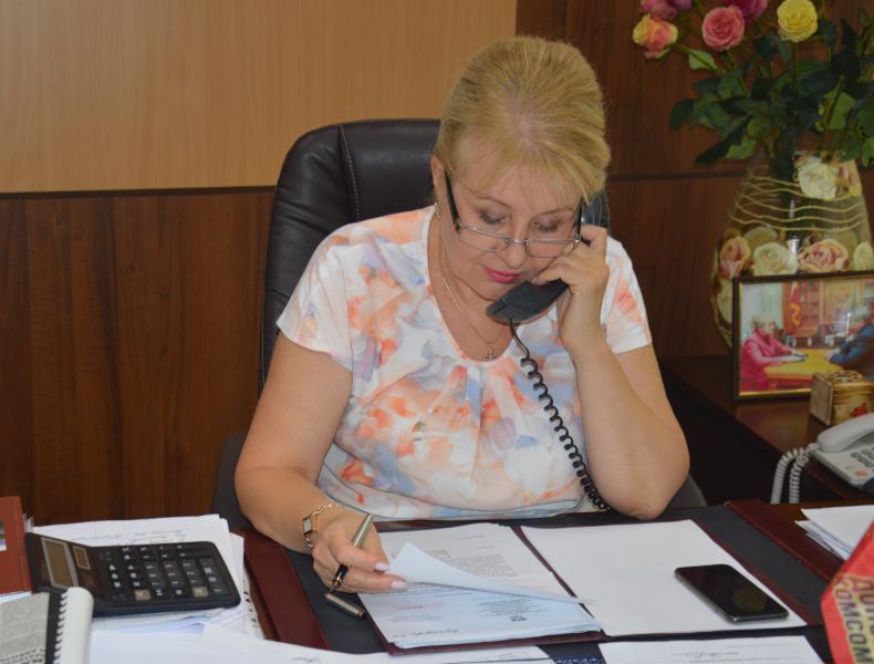 Во время прямой телефонной линии жители Белокалитвинского района смогли задать интересующие вопросы