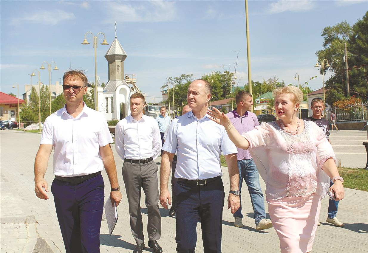 Губернаторский контроль в действии