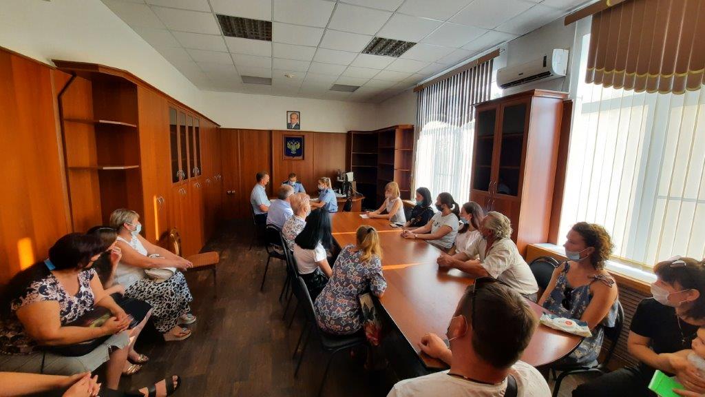 В Белокалитвинской прокуратуре обсудили приобретение жилья для детей-сирот