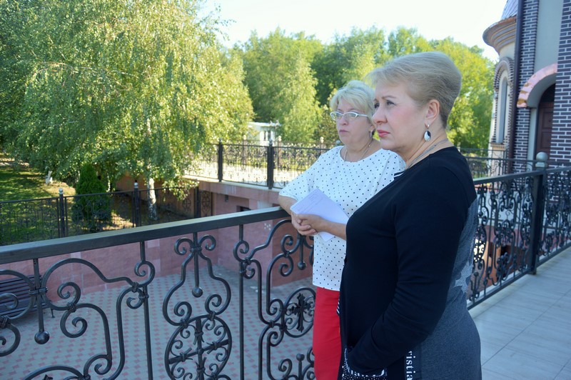 Ольга Мельникова проинспектировала ход строительных работ на объектах реализации проекта комфортной городской среды