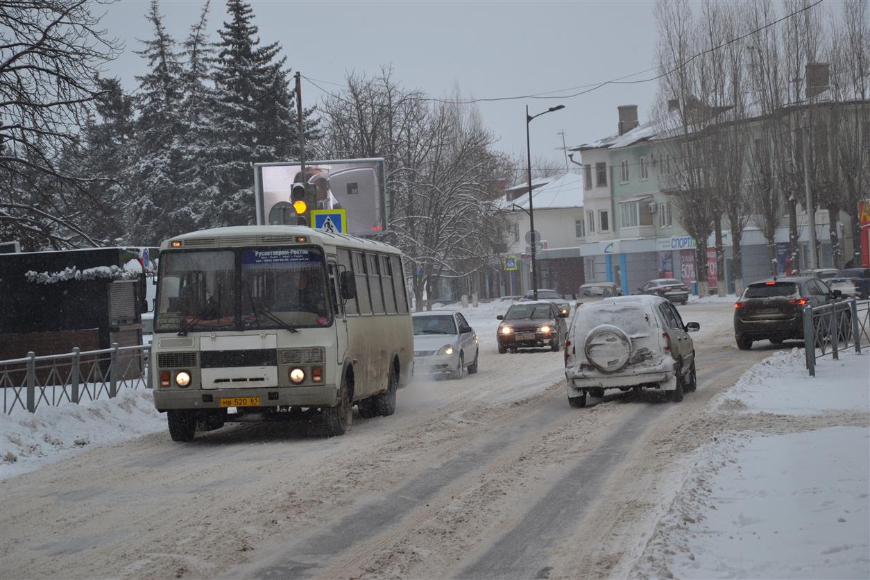 Минуя грабли: очередной снегопад в Белокалитвинском районе не привел к транспортному коллапсу